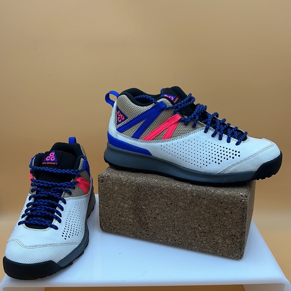 ACG Size 6 - Picture 5 of 9